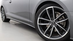 2021 (71) AUDI A5 35 TFSI S Line 2dr S Tronic 5541987
