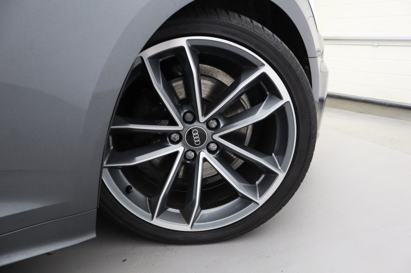 2021 (71) AUDI A5 35 TFSI S Line 2dr S Tronic 5541989