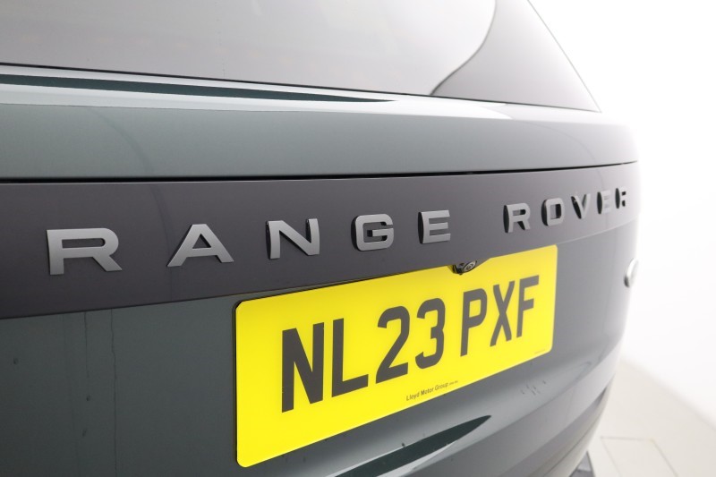2023 (23) LAND ROVER RANGE ROVER 3.0 D300 Autobiography 4dr Auto 5544794
