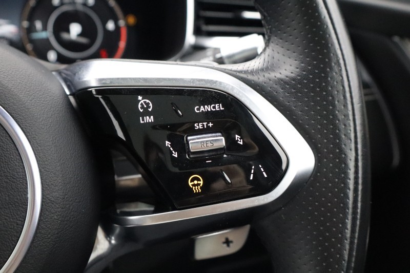 2022 (22) JAGUAR F-PACE 2.0 D200 R-Dynamic HSE 5dr Auto AWD 5536749