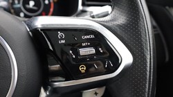 2022 (22) JAGUAR F-PACE 2.0 D200 R-Dynamic HSE 5dr Auto AWD 5536749