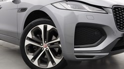 2022 (22) JAGUAR F-PACE 2.0 D200 R-Dynamic HSE 5dr Auto AWD 5536764