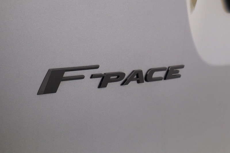2022 (22) JAGUAR F-PACE 2.0 D200 R-Dynamic HSE 5dr Auto AWD 5536726