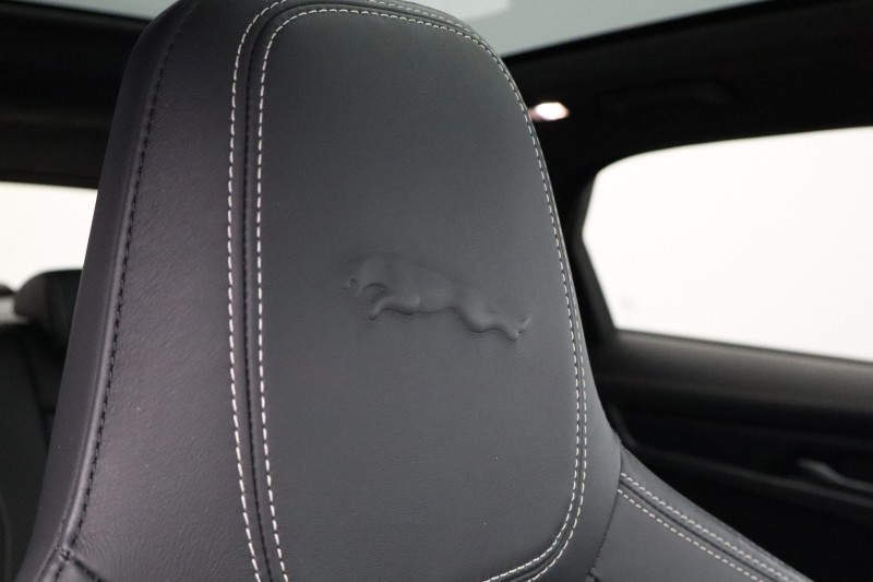 2022 (22) JAGUAR F-PACE 2.0 D200 R-Dynamic HSE 5dr Auto AWD 5536739