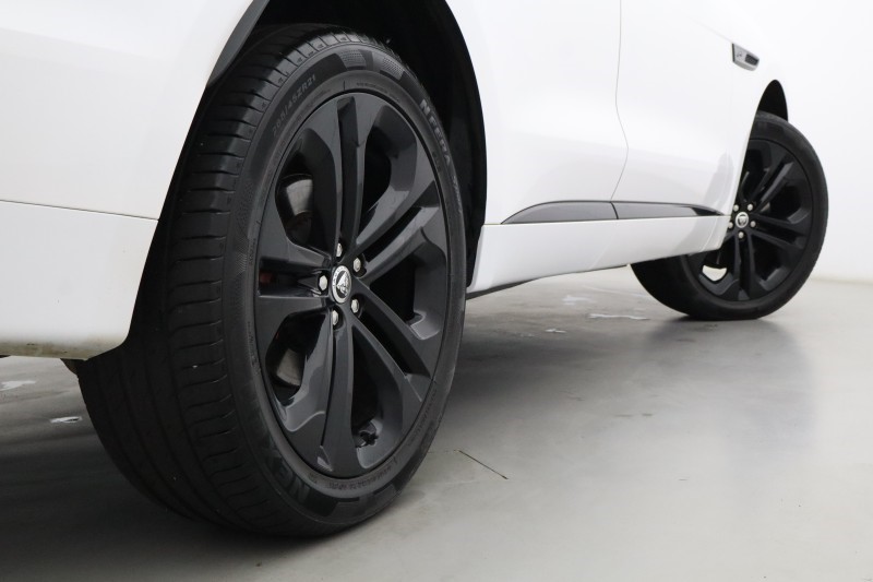2023 (23) JAGUAR F-PACE 2.0 D200 R-Dynamic HSE Black 5dr Auto AWD 5543066