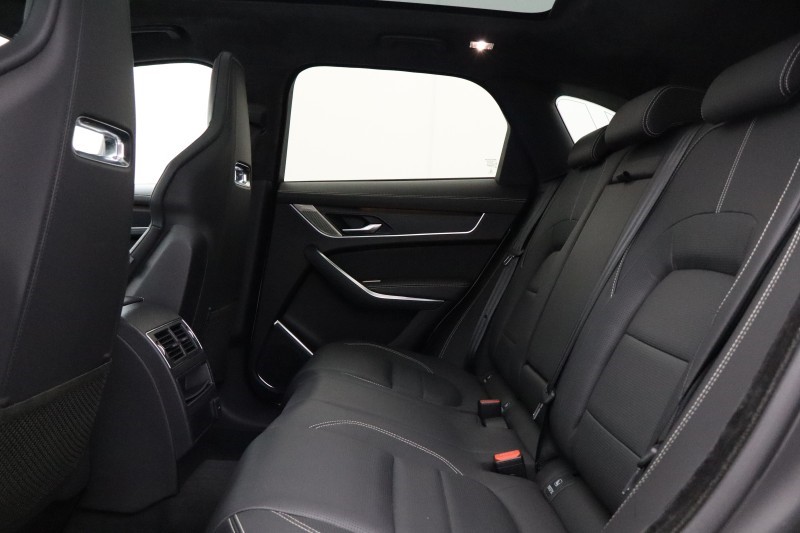 2023 (23) JAGUAR F-PACE 2.0 D200 R-Dynamic HSE Black 5dr Auto AWD 5543029