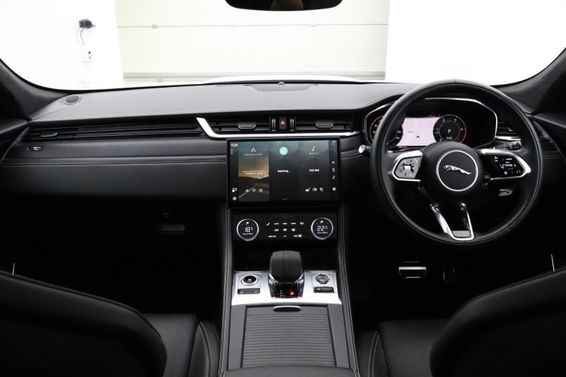 2023 (23) JAGUAR F-PACE 2.0 D200 R-Dynamic HSE Black 5dr Auto AWD 5543033