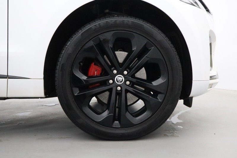 2023 (23) JAGUAR F-PACE 2.0 D200 R-Dynamic HSE Black 5dr Auto AWD 5543063