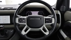 2022 (72) LAND ROVER DEFENDER 3.0 D250 SE 110 5dr Auto 5534326