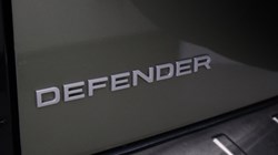 2022 (72) LAND ROVER DEFENDER 3.0 D250 SE 110 5dr Auto 5534360