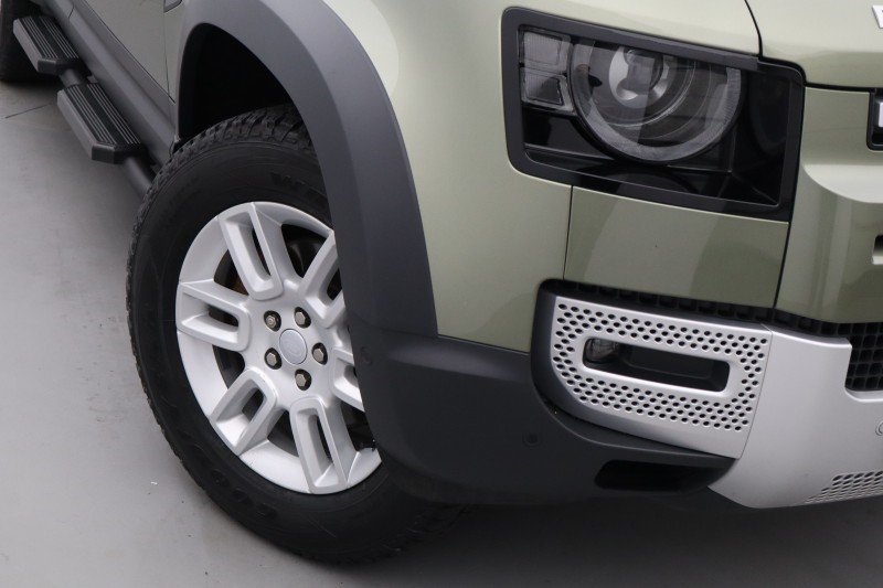 2022 (72) LAND ROVER DEFENDER 3.0 D250 SE 110 5dr Auto 5534354