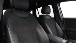 2020 (20) MERCEDES-BENZ GLA 200 AMG Line Executive 5dr Auto 5537240