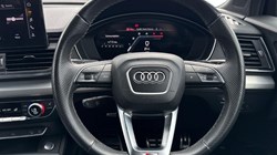2022 (22) AUDI Q5 40 TDI Quattro S Line 5dr S Tronic 5655534