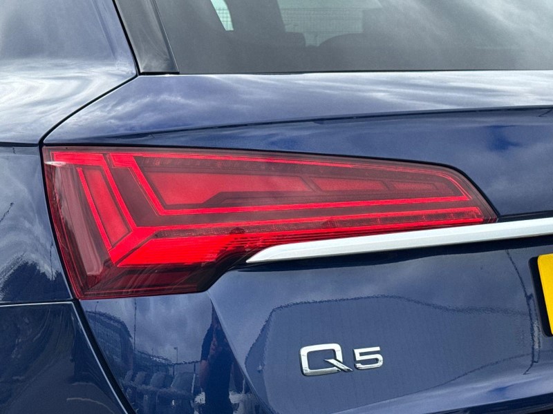 2022 (22) AUDI Q5 40 TDI Quattro S Line 5dr S Tronic 5655538
