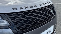 2022 (22) LAND ROVER RANGE ROVER VELAR 2.0 D200 Edition 5dr Auto 5657754