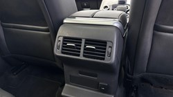 2022 (22) LAND ROVER RANGE ROVER VELAR 2.0 D200 Edition 5dr Auto 5657732