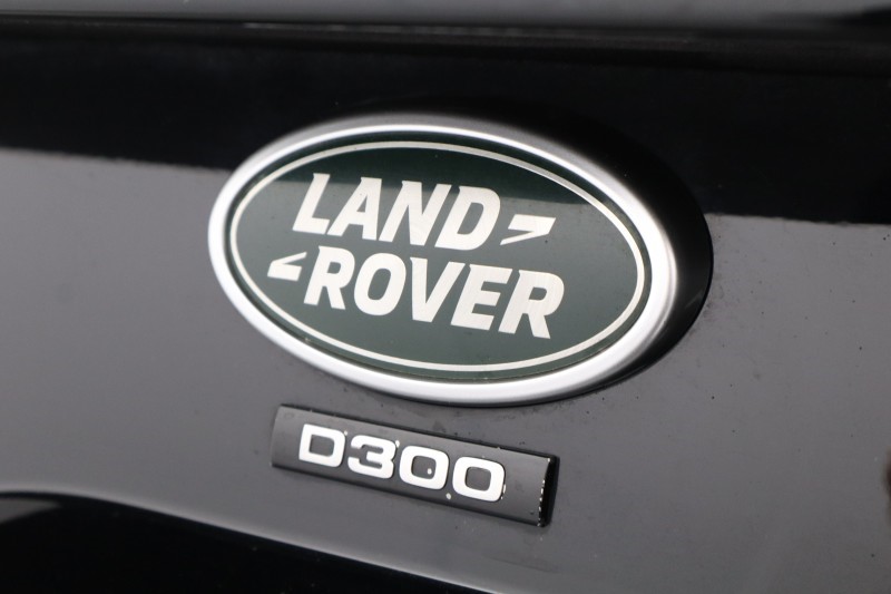2022 (22) LAND ROVER DISCOVERY 3.0 D300 R-Dynamic SE 5dr Auto 5558641