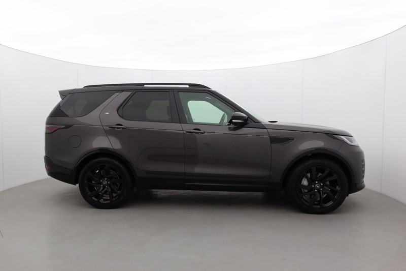 2022 (22) LAND ROVER DISCOVERY 3.0 D300 R-Dynamic SE 5dr Auto 5558624
