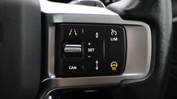 2022 (22) LAND ROVER DISCOVERY 3.0 D300 R-Dynamic SE 5dr Auto 5558669