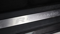 2022 (22) LAND ROVER DISCOVERY 3.0 D300 R-Dynamic SE 5dr Auto 5558646
