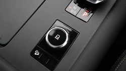 2022 (22) LAND ROVER DISCOVERY 3.0 D300 R-Dynamic SE 5dr Auto 5558683