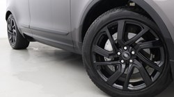 2022 (22) LAND ROVER DISCOVERY 3.0 D300 R-Dynamic SE 5dr Auto 5558652
