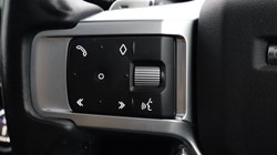 2022 (22) LAND ROVER DISCOVERY 3.0 D300 R-Dynamic SE 5dr Auto 5558668