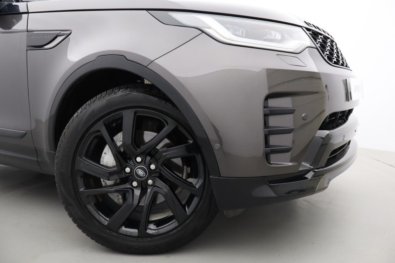 2022 (22) LAND ROVER DISCOVERY 3.0 D300 R-Dynamic SE 5dr Auto 5558651