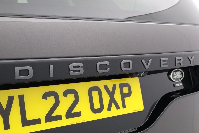2022 (22) LAND ROVER DISCOVERY 3.0 D300 R-Dynamic SE 5dr Auto 5558639