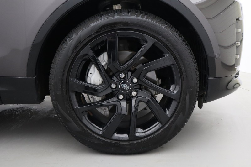 2022 (22) LAND ROVER DISCOVERY 3.0 D300 R-Dynamic SE 5dr Auto 5558632