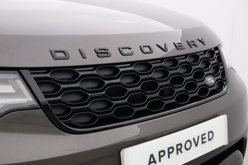 2022 (22) LAND ROVER DISCOVERY 3.0 D300 R-Dynamic SE 5dr Auto 5558634
