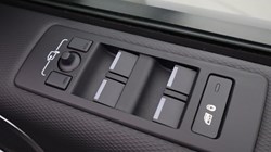2022 (22) LAND ROVER DISCOVERY 3.0 D300 R-Dynamic SE 5dr Auto 5558643