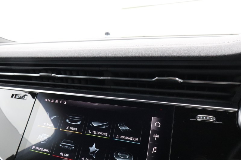 2022 (72) AUDI Q7 55 TFSI Quattro Black Edition 5dr Tiptronic 5550688