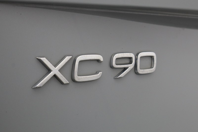 2024 (74) VOLVO XC90 2.0 B5P [250] Plus Dark 5dr AWD Geartronic 5608725