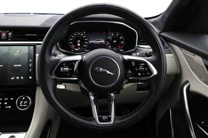 2022 (72) JAGUAR F-PACE 5.0 V8 550 SVR 5dr Auto AWD 5562110