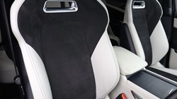2022 (72) JAGUAR F-PACE 5.0 V8 550 SVR 5dr Auto AWD 5562082