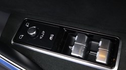 2022 (72) JAGUAR F-PACE 5.0 V8 550 SVR 5dr Auto AWD 5562077