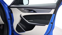 2022 (72) JAGUAR F-PACE 5.0 V8 550 SVR 5dr Auto AWD 5562076