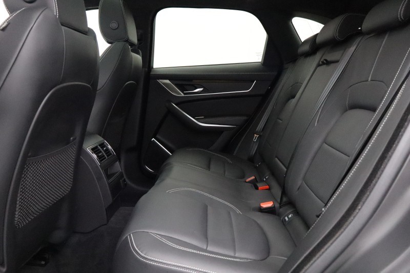 2024 (24) JAGUAR F-PACE 2.0 D200 R-Dynamic HSE Black 5dr Auto AWD 5576628
