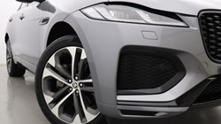 2024 (24) JAGUAR F-PACE 2.0 D200 R-Dynamic HSE Black 5dr Auto AWD 5576651