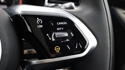2024 (24) JAGUAR F-PACE 2.0 D200 R-Dynamic HSE Black 5dr Auto AWD 5576662