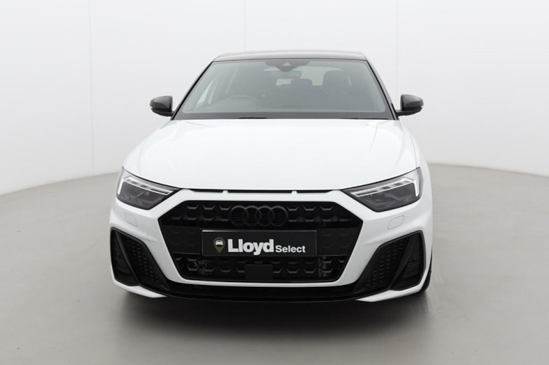 2025 (75) AUDI A1 30 TFSI Black Edition 5dr 5578215
