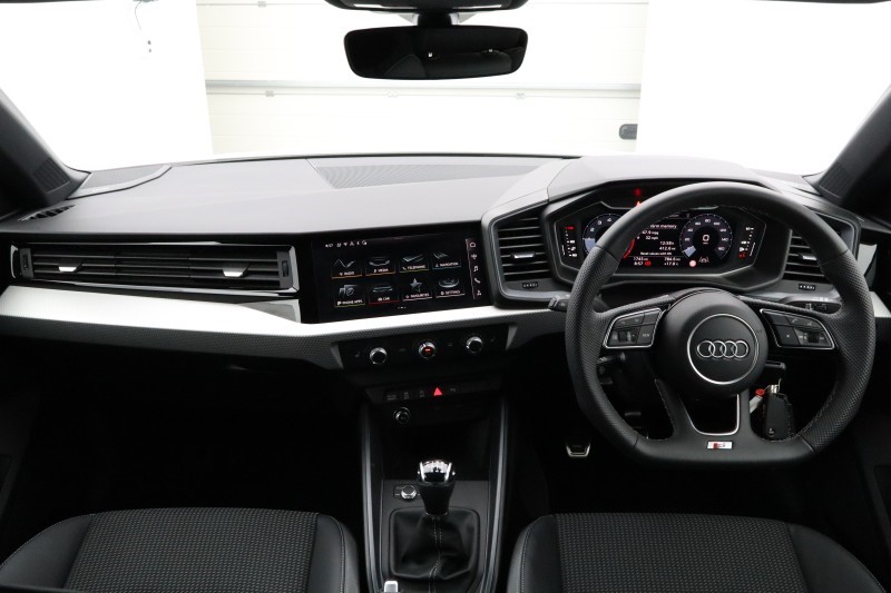2025 (75) AUDI A1 30 TFSI Black Edition 5dr 5578252