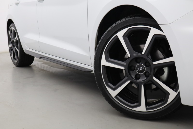 2025 (75) AUDI A1 30 TFSI Black Edition 5dr 5578248