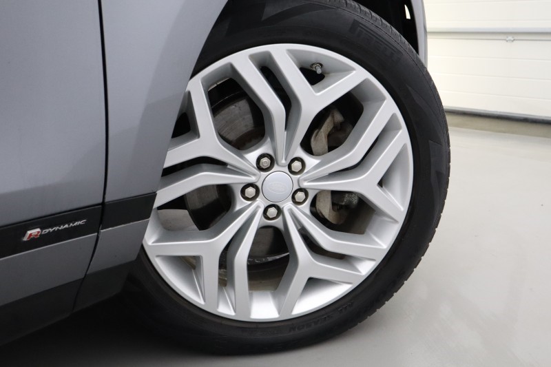 2020 (70) LAND ROVER RANGE ROVER EVOQUE 1.5 P300e R-Dynamic SE 5dr Auto 5571012
