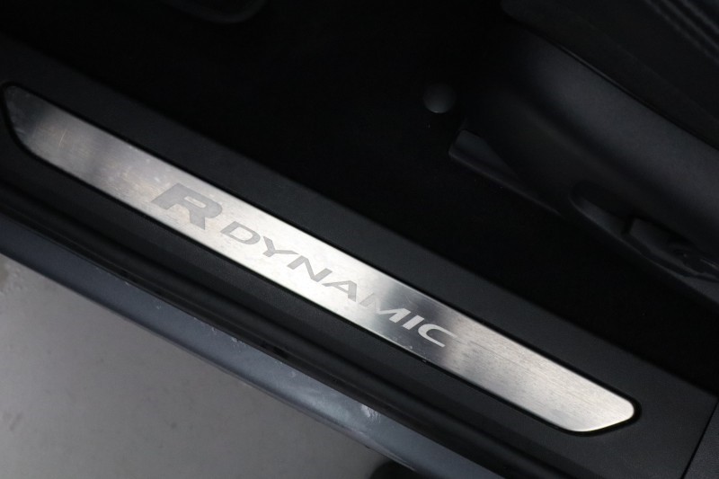 2020 (70) LAND ROVER RANGE ROVER EVOQUE 1.5 P300e R-Dynamic SE 5dr Auto 5571030