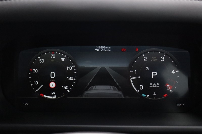 2022 (71) LAND ROVER DEFENDER 3.0 D300 X-Dynamic HSE 110 5dr Auto 5584851