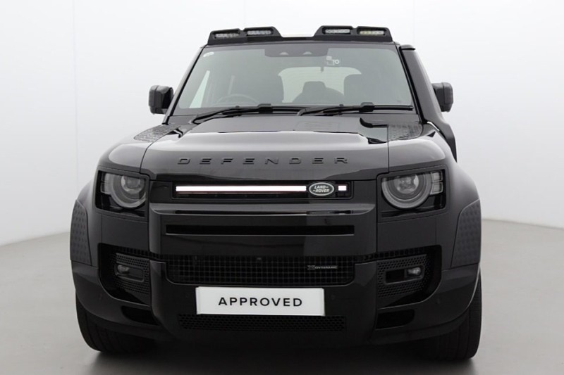 2022 (71) LAND ROVER DEFENDER 3.0 D300 X-Dynamic HSE 110 5dr Auto 5584797
