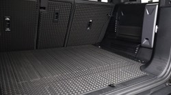 2022 (71) LAND ROVER DEFENDER 3.0 D300 X-Dynamic HSE 110 5dr Auto 5584838