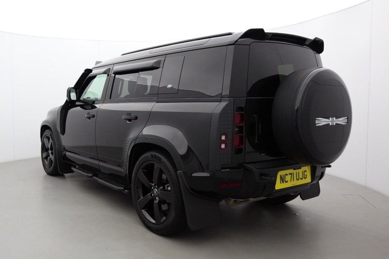 2022 (71) LAND ROVER DEFENDER 3.0 D300 X-Dynamic HSE 110 5dr Auto 5584802